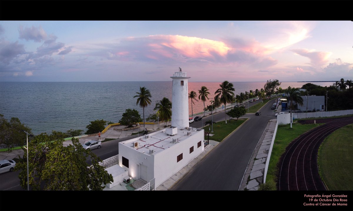 SoyGelo21's tweet photo. Tarde rosa.
Conmemorando el Día Rosa Contra el Cáncer de Mama.
Ccp. @VivoEnChetumal
•
#angelo21go #DJI #DJIMexico #Atardecer #Chetumal #QuintanaRoo #ElFaro #Faro #Bahia #Boulevard #Mexico #Nubes #TardeRosa #DiaRosa #Nature #ILovePhotography https://t.co/gieTWcNWMT