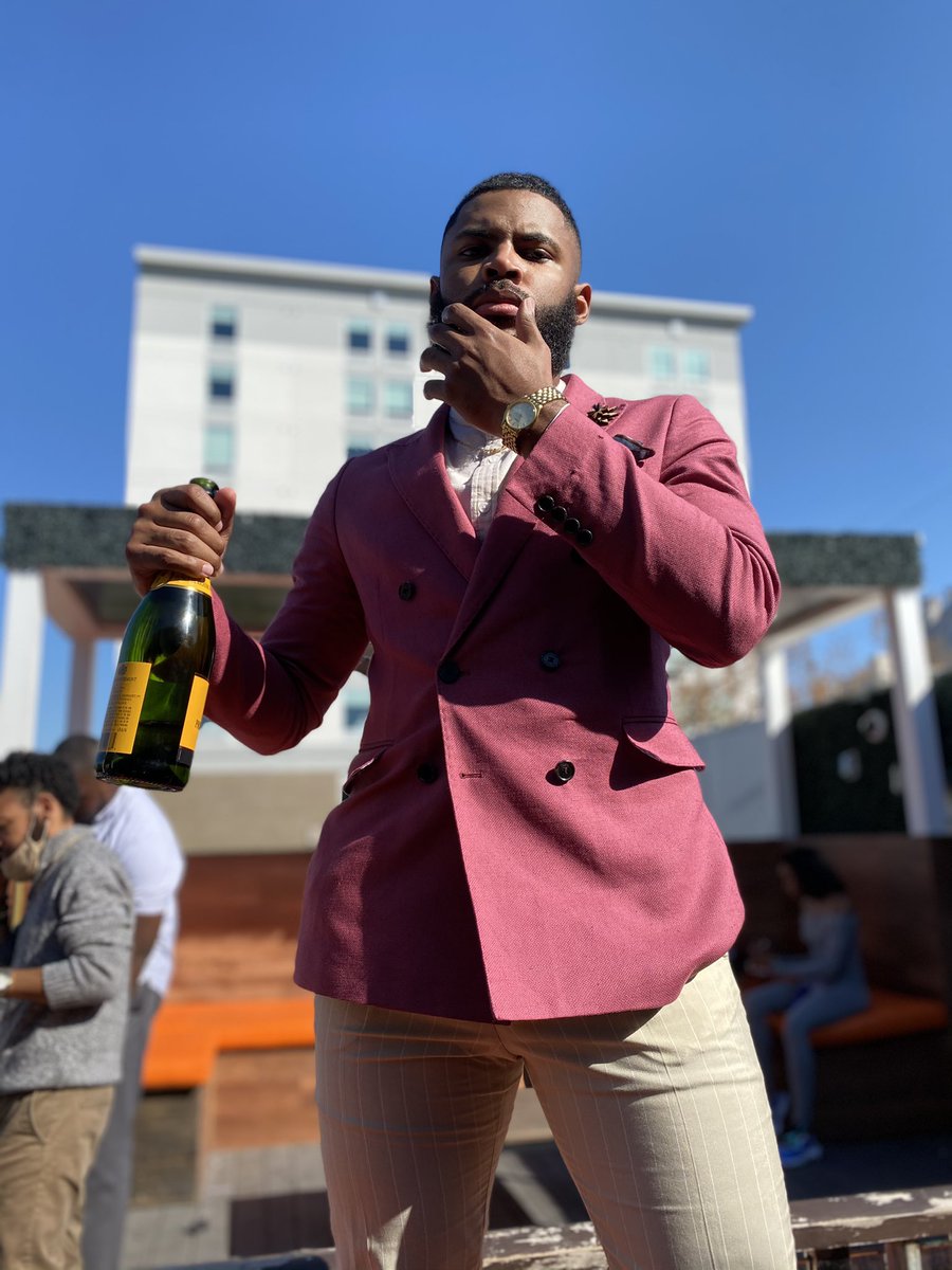 Brunch Vibesssss 🥂 https://t.co/DBs9fuICDl