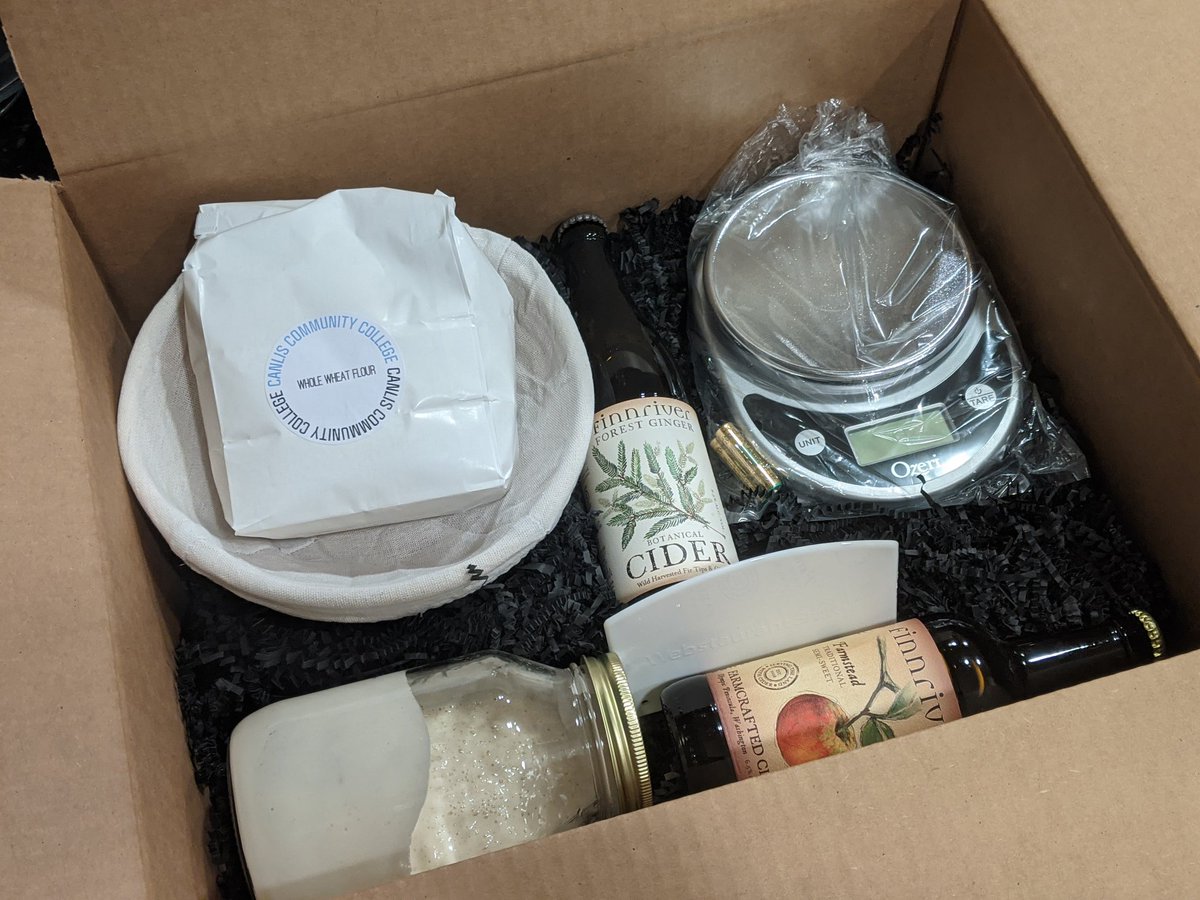 RaraBagel's tweet image. Picked up our Starter Kit for Bread Making with the #WSUBreadLab and #Canlis and it's pretttty awesome. 

I am pumped!