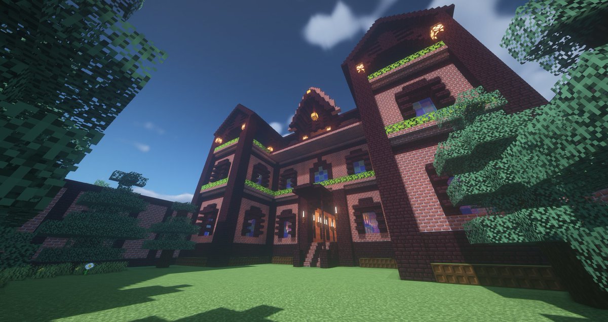 るーるるー 別ショットをツイートします 1枚目は正面右側の庭園から母屋の風景 2枚目は左側の庭から母屋を 3枚目は後ろからのショット 4枚目は１fの廊下でございます Minecraft マインクラフト