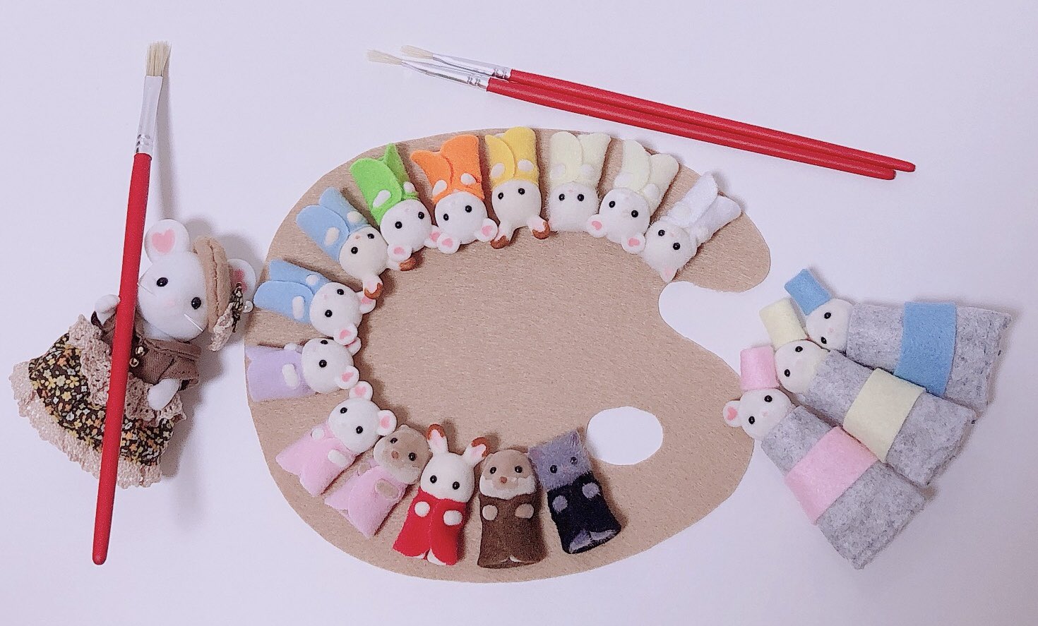 ひよこ シルバニアで芸術の秋 さぁ お絵かきしましょう 小さい赤ちゃんたち おー よいしょっ 小さい えいっ 小さい 完成ー カワウソベイビーズ シュ シュールで