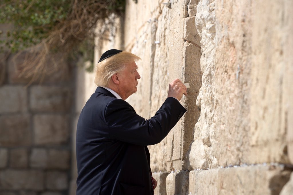 realJoelFischer's tweet photo. RT if we should do a huge car parade in NY with #JewsForTrump this upcoming weekend https://t.co/6oGWNeItKI
