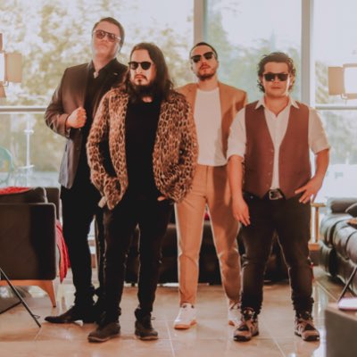 #Besayuno #Vadrok #NuevaFotoDePerfil