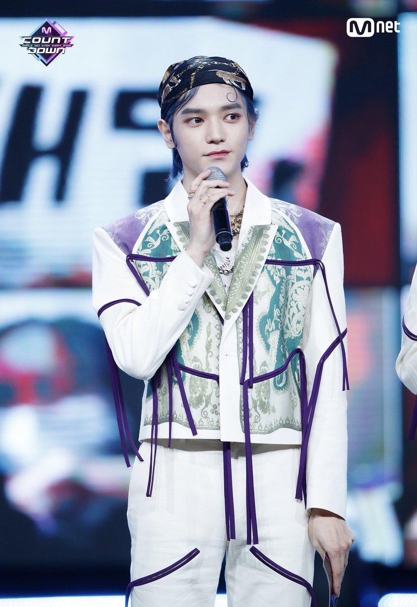 taeyong pics tweet media