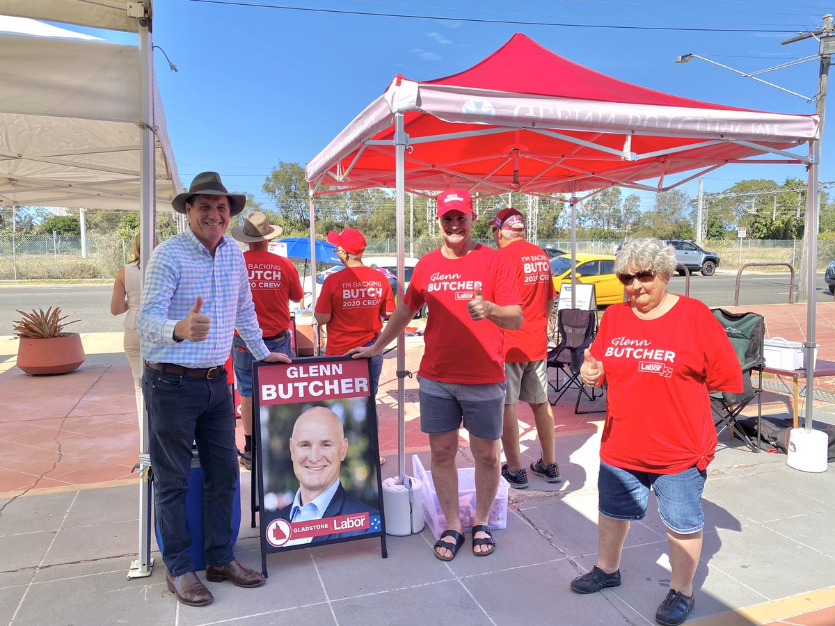 DrAnthonyLynham's tweet photo. Straight onto the hustings with @ShannonFentiman in #Gladstone with the #2020crew backing Butch, @GlennButcherMP #cutsbus #qldvotes https://t.co/wKOJ8yEImf