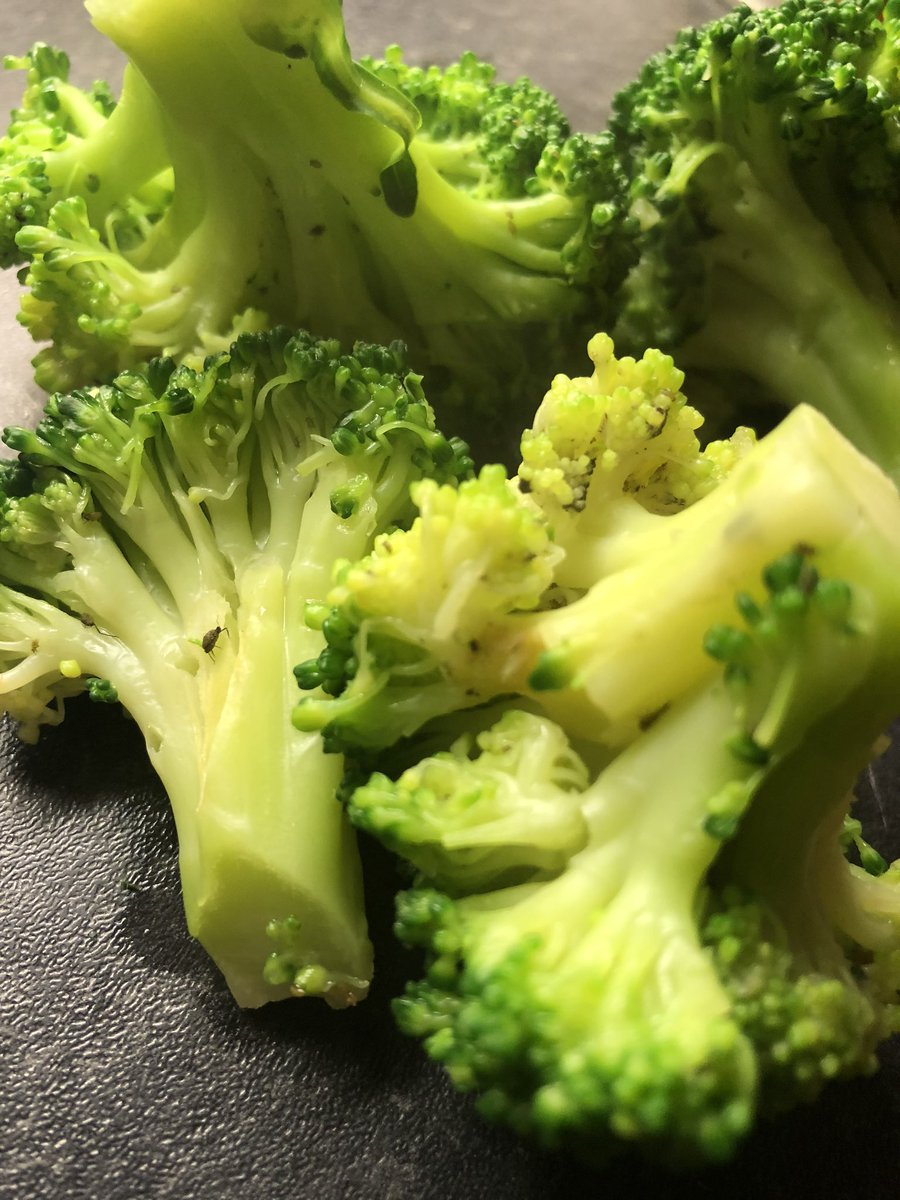 JeremyHarding's tweet image. Bug infestation in my @AldiUK broccoli last night....🤢