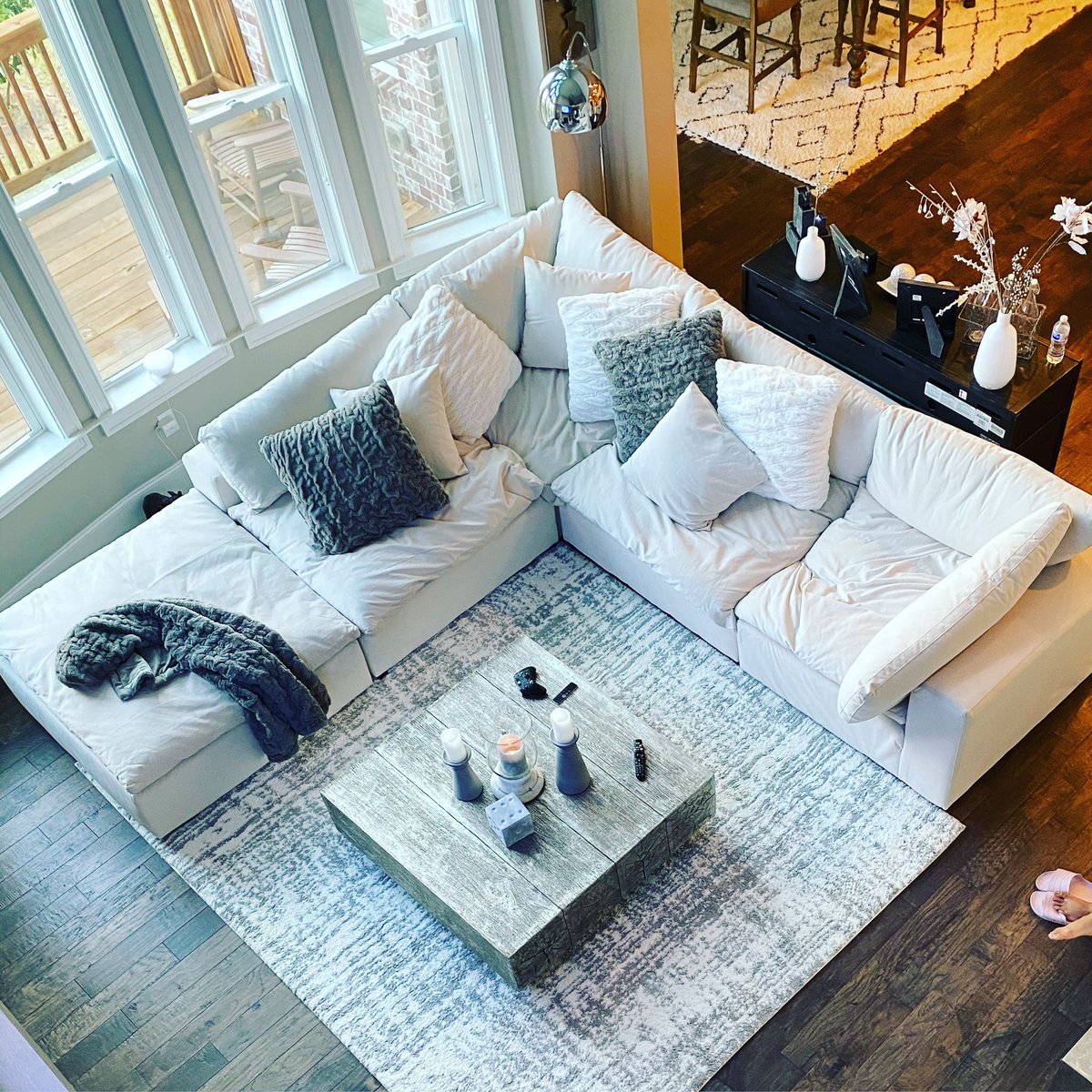 fearnotgroups's tweet image. Check out North of Atlanta Upscale Large Home an Production space available to book on #Peerspace! ios.peerspace.com/pages/listings… #peerspace #actor #rentmyspace #movie #film #myhome #locationrental #homes #Airbnb #RealEstate @fearnotgroups
