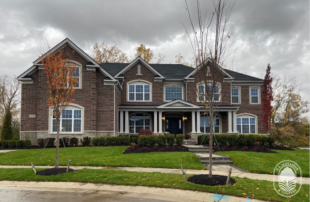 DAAlexanderCo's tweet photo. This #CantonMI home is transformed with sod, new trees, and a touch of fall color. Once the landscape lighting is installed it will be another job well done!
π‘ππ
#daalexander #loveyourlandscape #newbuild #landscapedesign #buildersbestfriend #fallcolors https://t.co/Cf6QrXqmnQ