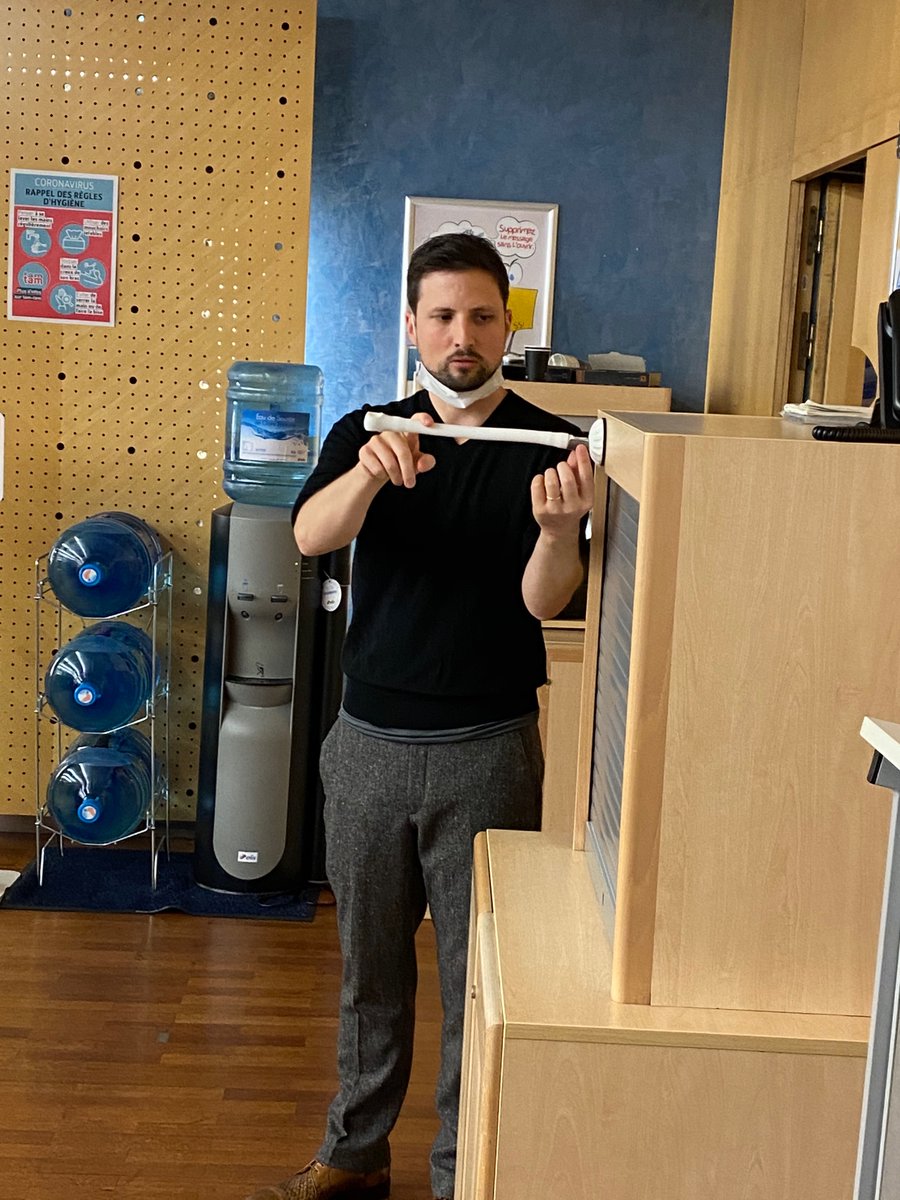 Journée de co-design avec les #seniors de l'#OpenLab @SilverValley_ et @manea_france dans le cadre de l'#accompagnement #Vivalab.
Merci à @Cnav_actu de nous accueillir pour cette journée, toujours dans le strict respect des #gestesbarrières ! https://t.co/pLV4wDrO1h