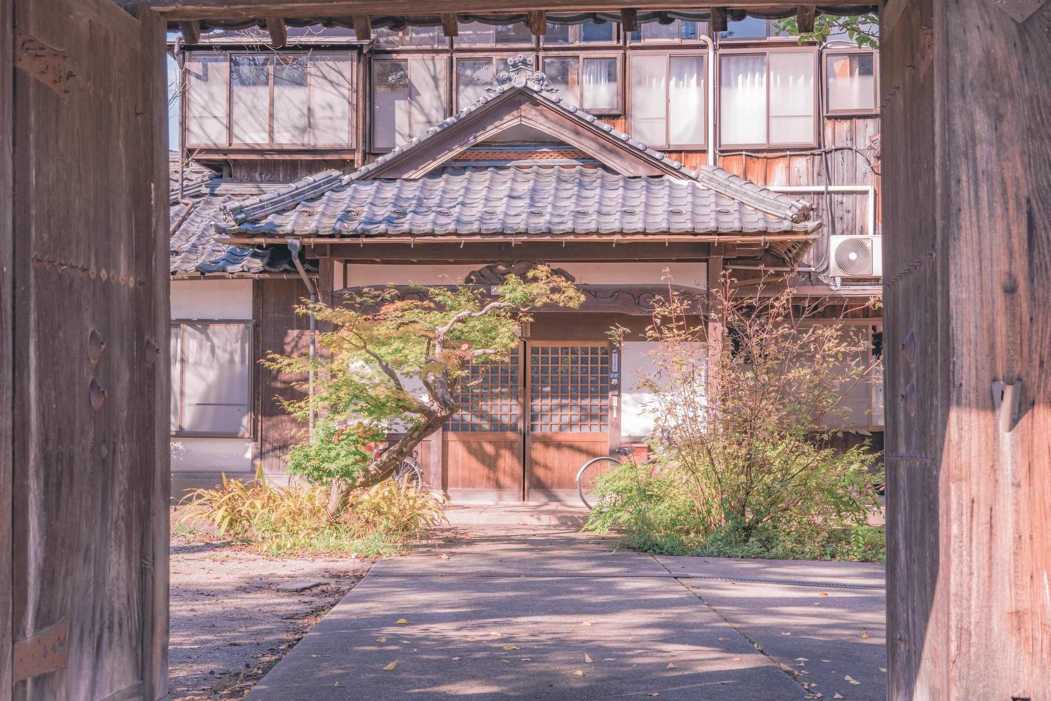 どこか懐かしくもある風景？アニメチックな田舎の街並み！