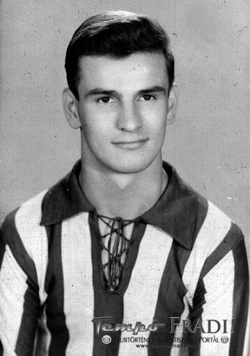 His childhood friend Sandor Kocsis who used to attend Ferencvaros games with Kubala in his youth replaced the Barcelona legend at Fradi when Kubala left the club in 1946. Kocsis later followed Kubala to  @FCBarcelona over a decade later.