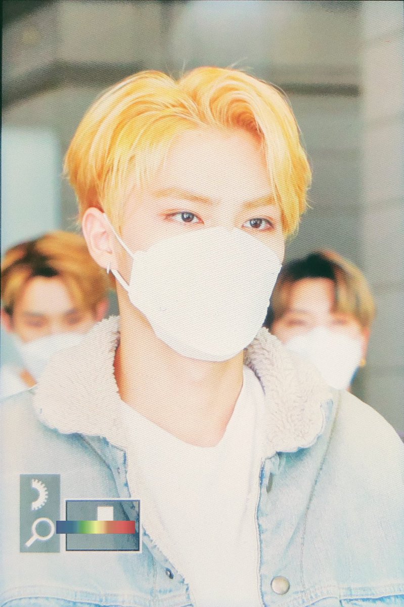 blueshift_9988's tweet photo. #WayV  #WeiShenV #威神V
#XIAOJUN  #肖俊 https://t.co/X0rtIpFSNc