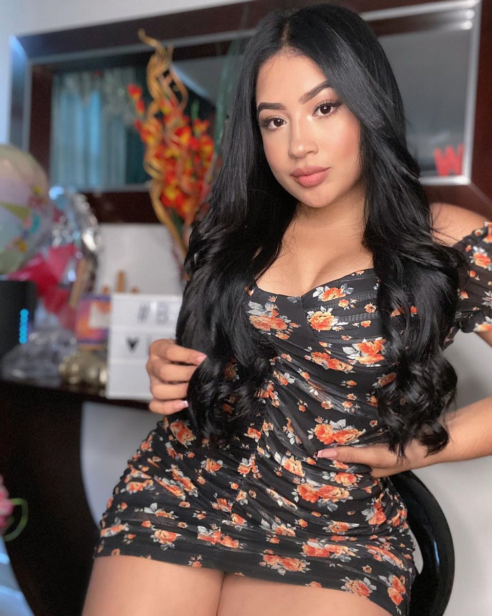 Somewhere out there beneath the pale moon light someone thinking of u some where out there where dreams come true... goodnight and sweet dreams 2 you all friends 😘