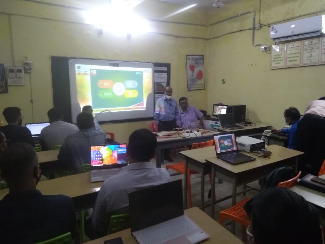 erppassion's tweet image. #EndUserTraining Started.
CIL @CoalIndiaHQ ERP @erppassion SAP Plant Maintenance(PM) End User Training(EUT) held at Saoner VTC of Saoner Sub Area of @TeamWCL  for E&amp;amp;M.
@CCLRanchi @NCL_SINGRAULI.@cmpdil @secl_cil
 @easterncoal @BCCLofficial @mahanadicoal