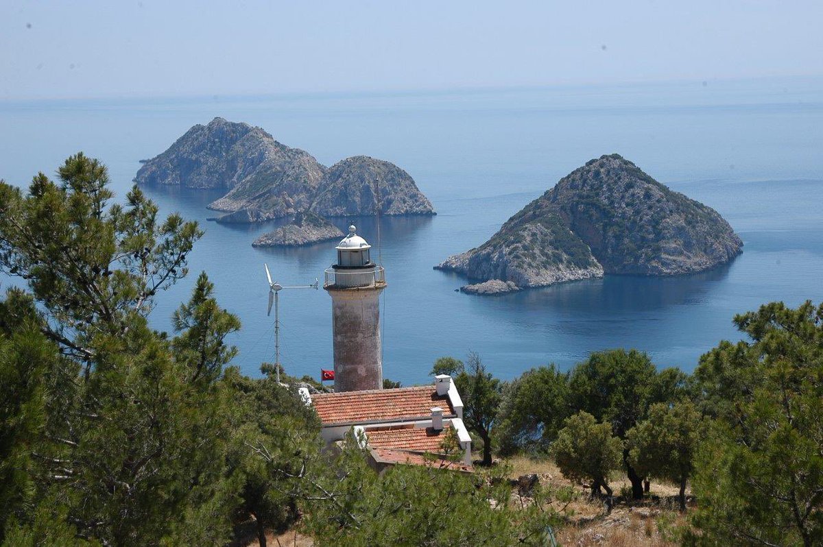 Gelidonya Feneri.
.
#rotaantalya #sonbaharrotaları #antalyatravel #kumluca #mavikent #travelturkey #livinginturkey