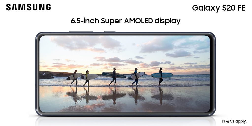 Yfm's tweet photo. Cinematic viewing wherever you are with the new @SamsungMobileSA #GalaxyS20FE! 

If you are THEE #YFMS20FESuperFan, RT using #GalaxyS20FE &amp; #YFMS20FESuperFan &amp; tell us what type of display it has. You could go into the draw to WIN a fan hamper valued at almost R25k.

Ts&amp;Cs apply. https://t.co/enp1Aq9Q4T