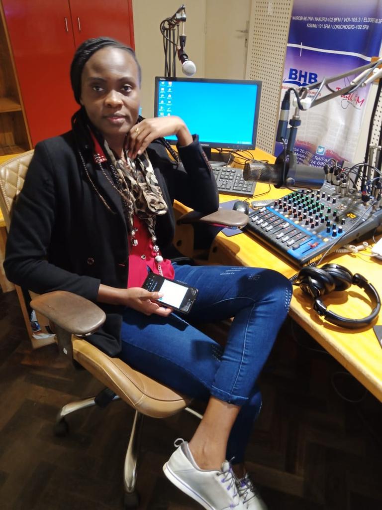 Habari ya mashujaa day mpendwa? Karibu tuabiri meli kubwa ya #MixedFlavors. Swali la biblia:
Ni kanisa gani katika kitabu cha Ufunuo ambalo Yesu haoni kosa?
SMS Line: 0110089270
Twitter    : <a href="/BHusema/">Biblia Husema 96.7fm</a>          
               : @NdengaDynah