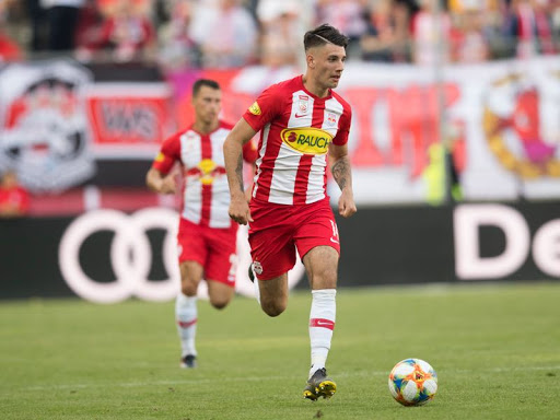 In his first season with the Austrian giants, Szoboszlai played 16 games in the Bundesliga, racking up 3 goals and 4 assists. He broke out, however. In 27 games, he scored 9 and assisted 14, at a rate of 1.03 G/A per 90. He’s played 10 games for Hungary, scoring twice.