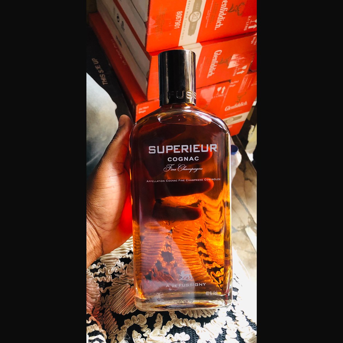 Neyemod's tweet photo. SUPERIEUR COGNAC https://t.co/EJ84Scmi8f FUSSIGNY Collection available @drinkdeals_ng #drinkdealsng #drinkstagram #cognac 
—————————————————
KINDLY CLICK ON THE DIRECT WHATSAPP LINK ON OUR BIO TO ORDER OR SEND A DM https://t.co/wpRyv0cwB9