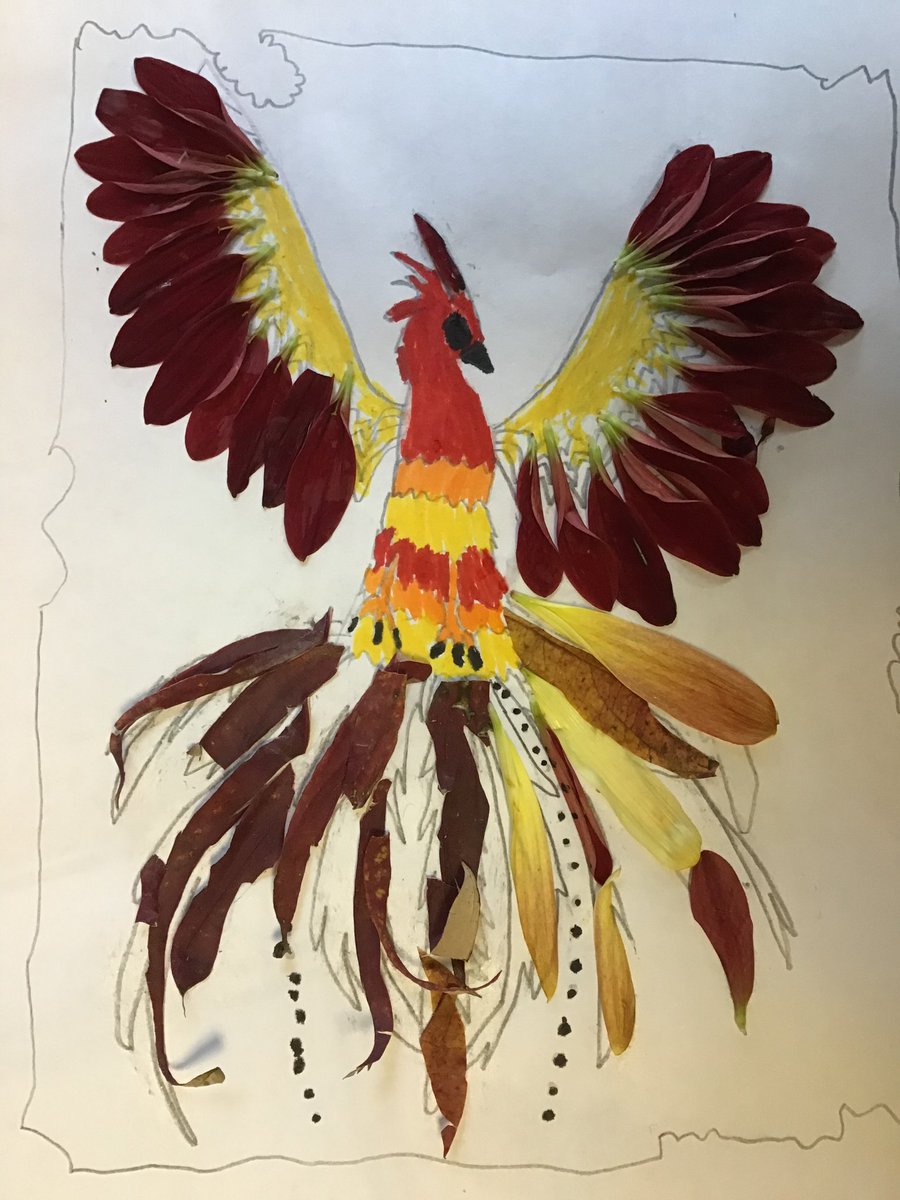 stbartsRWB's tweet photo. A stunning piece of art using petals and autumnal leaves #treenix #stbartsway #soar https://t.co/wII6nA3uox