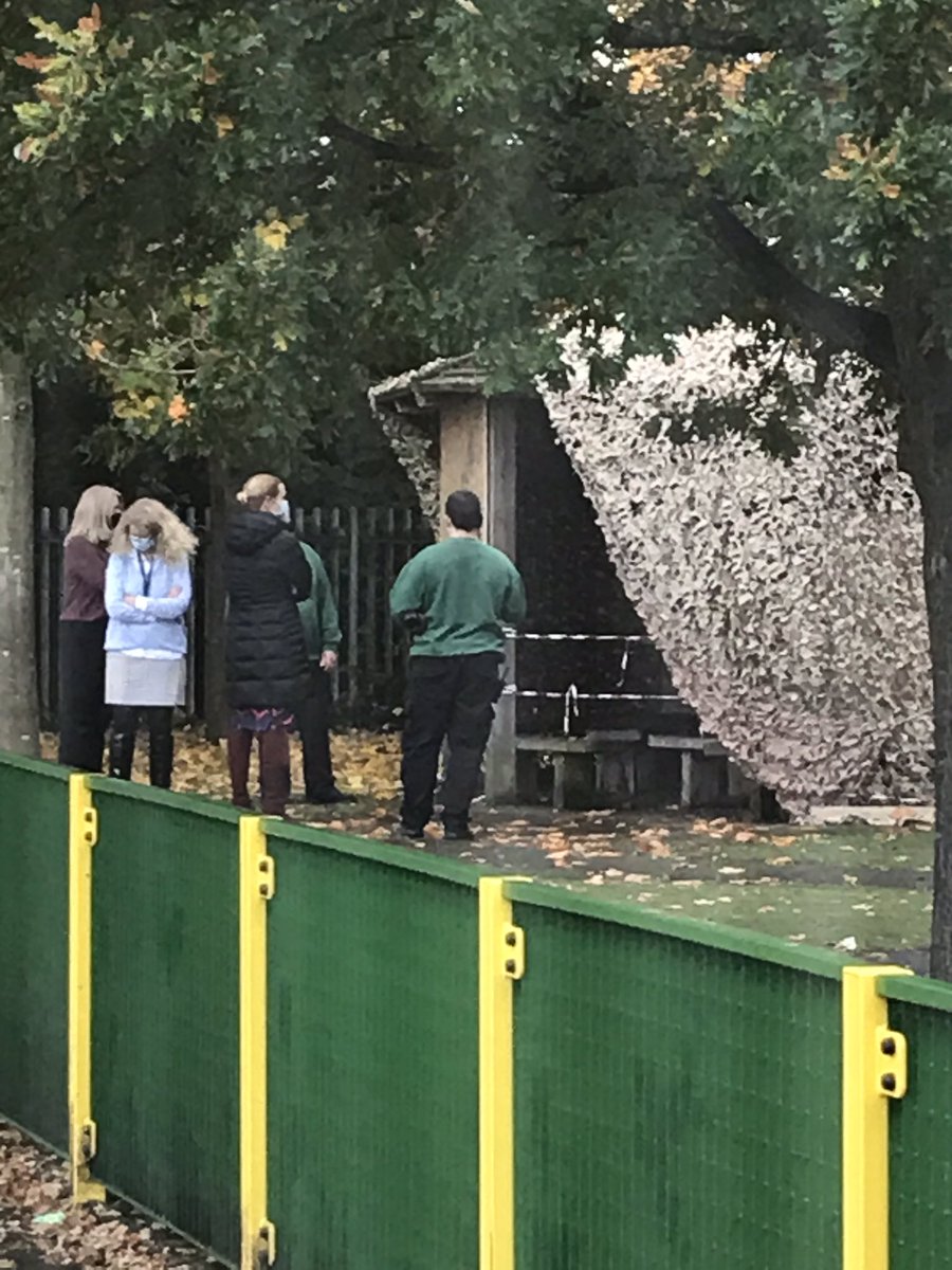 What could they be planning?!?🤔 @headofwoodlands <a href="/SLiversey/">Happy Deputy</a> <a href="/SueSumo69/">Sue Moss</a> <a href="/CommandoJoes/">Commando Joe's</a>