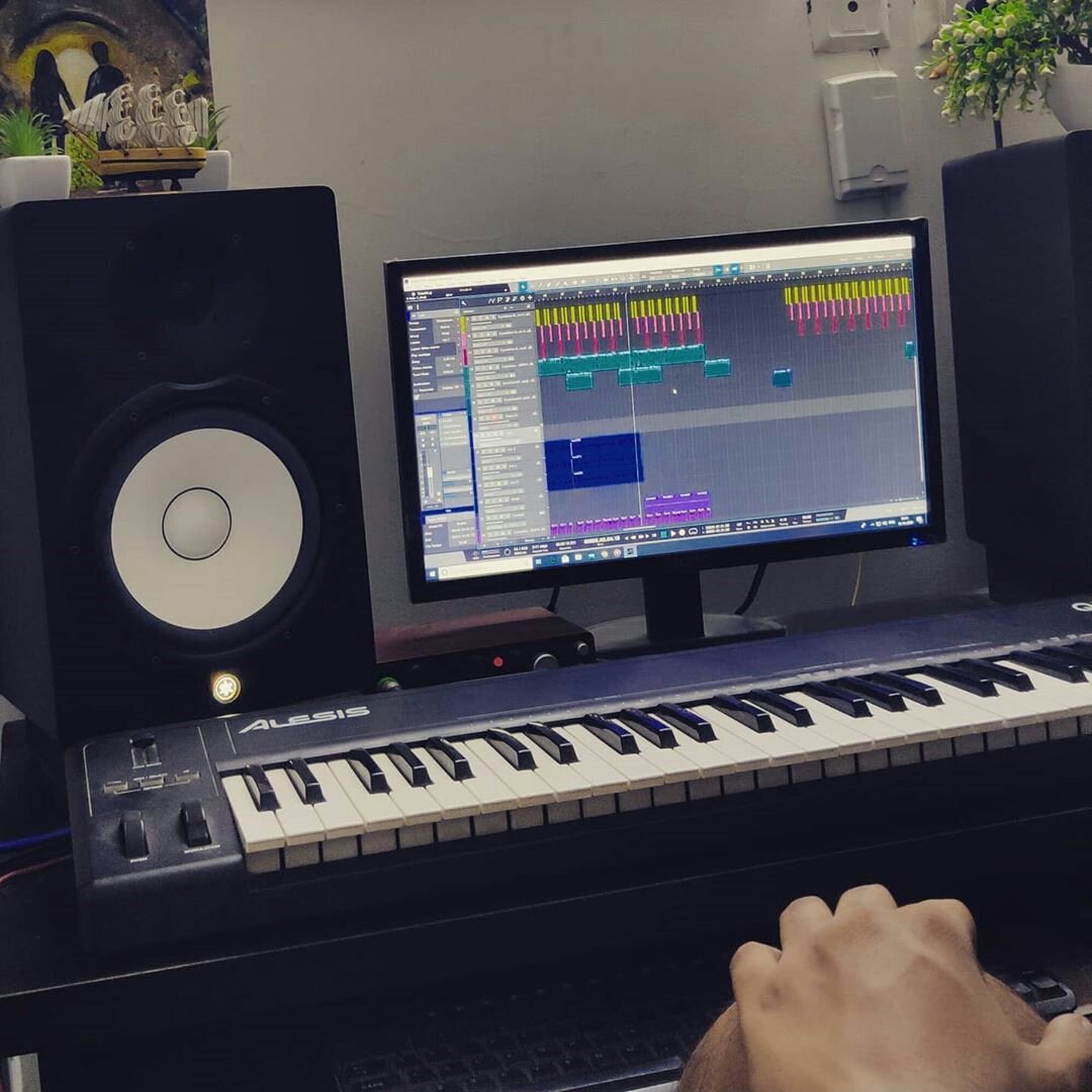 New songs on the way soon !!!

#ArjitMusic #Composer #MusicDirector