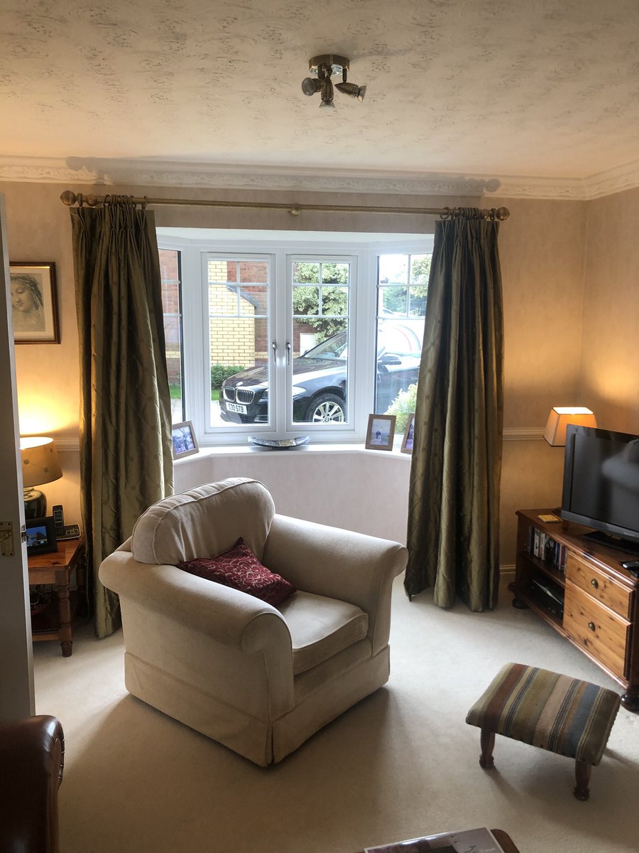 Caroline Aitken Interiors tweet media