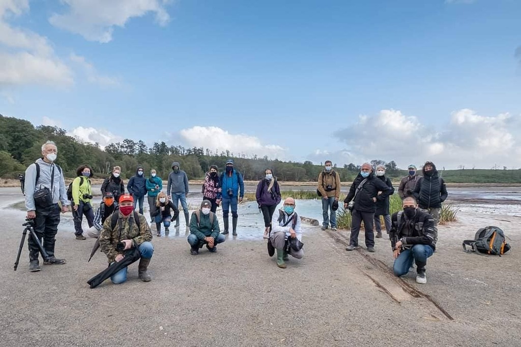 Grigio18's tweet photo. #usciteFotografiche 
.
Ecco il gruppo dell'ultima uscita fotografica della scorsa settimana!
.
Mascherine e distanziamento non hanno per nulla intaccato la voglia e la piacevolezza di stare insieme!
.
#grigi100 #grigio18 https://t.co/fIgWDqRwOj https://t.co/8iWOCFalpd