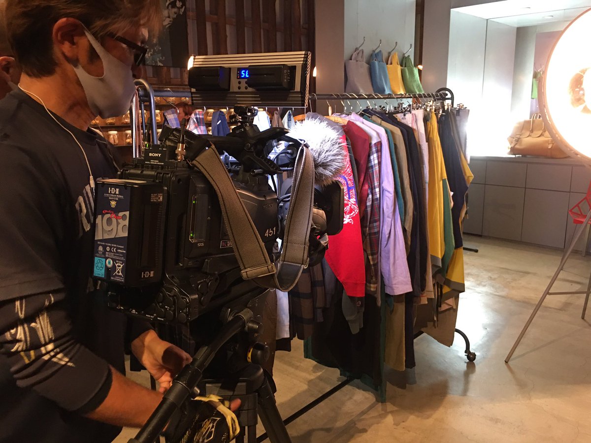 kohitsujiism's tweet photo. 今日は午後からTVのロケに随行しました。今回は私は出演していません。色々勉強になる事が多くて楽しかった。ありがとうございました。
#star
#OfficeBackground
#びわ湖カンパニー
#カワサキイズム https://t.co/SwudDAncqM