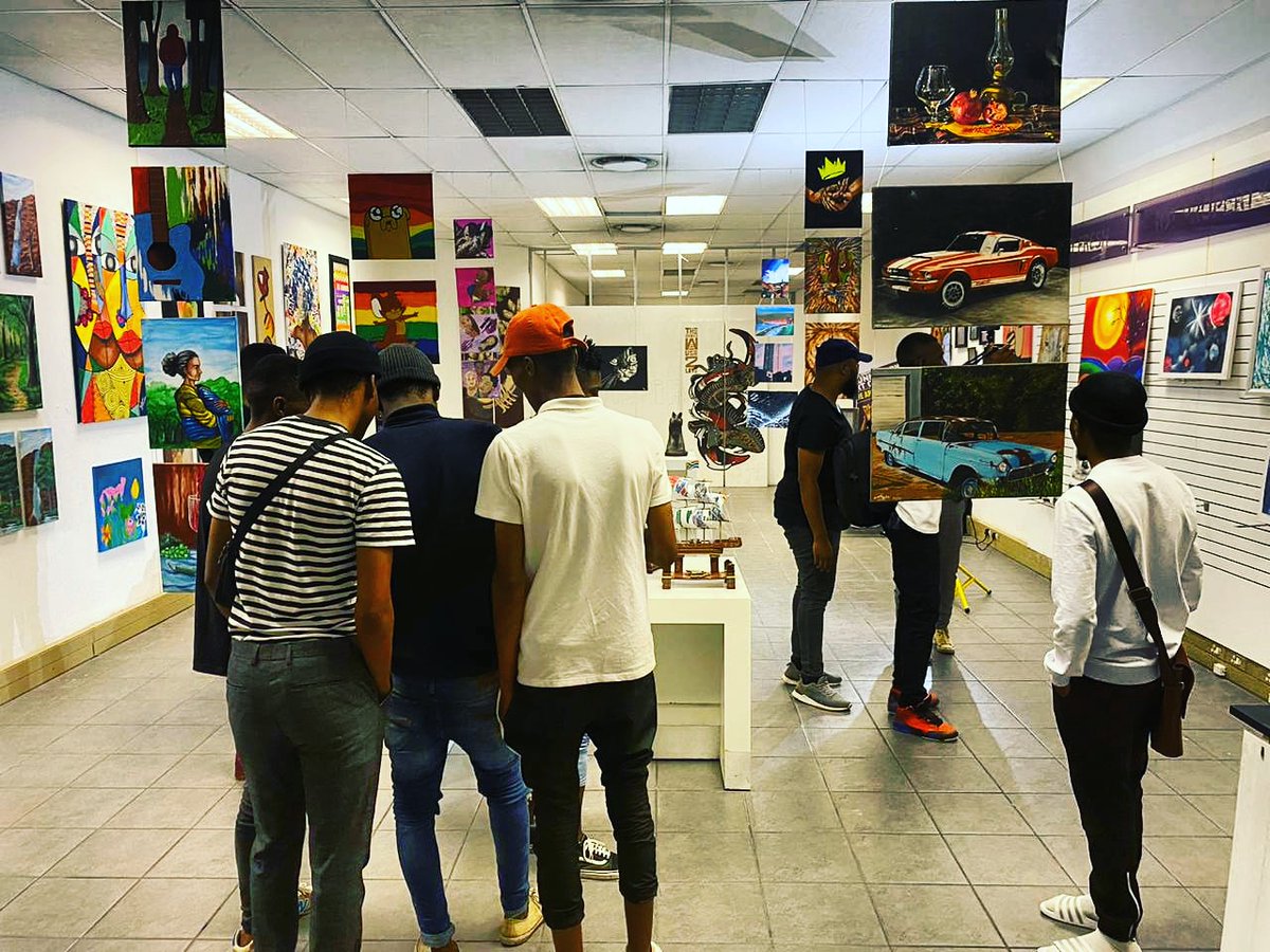 House Of Art, Art Gallery Located In Pretoria, @sunnyparkcentre
Your Visit Would be Highly appreciate.
@artsketcher_sa
#tshepoartandprojects #artgallery #art #artwork #artistsoninstagram #artoftheday #arts #artgalleries #artgalleryonline #artclass #artlessons https://t.co/k1cpJz8zdN