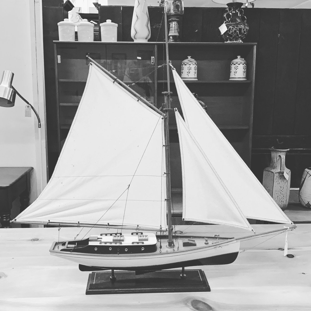 If your dreaming of sailing away then we might just have the thing! Open 10-5 #sailing #sailaway #decorative #model #astraantiquescentre #hemswell #lincolnshire https://t.co/KOYBpVZIq3