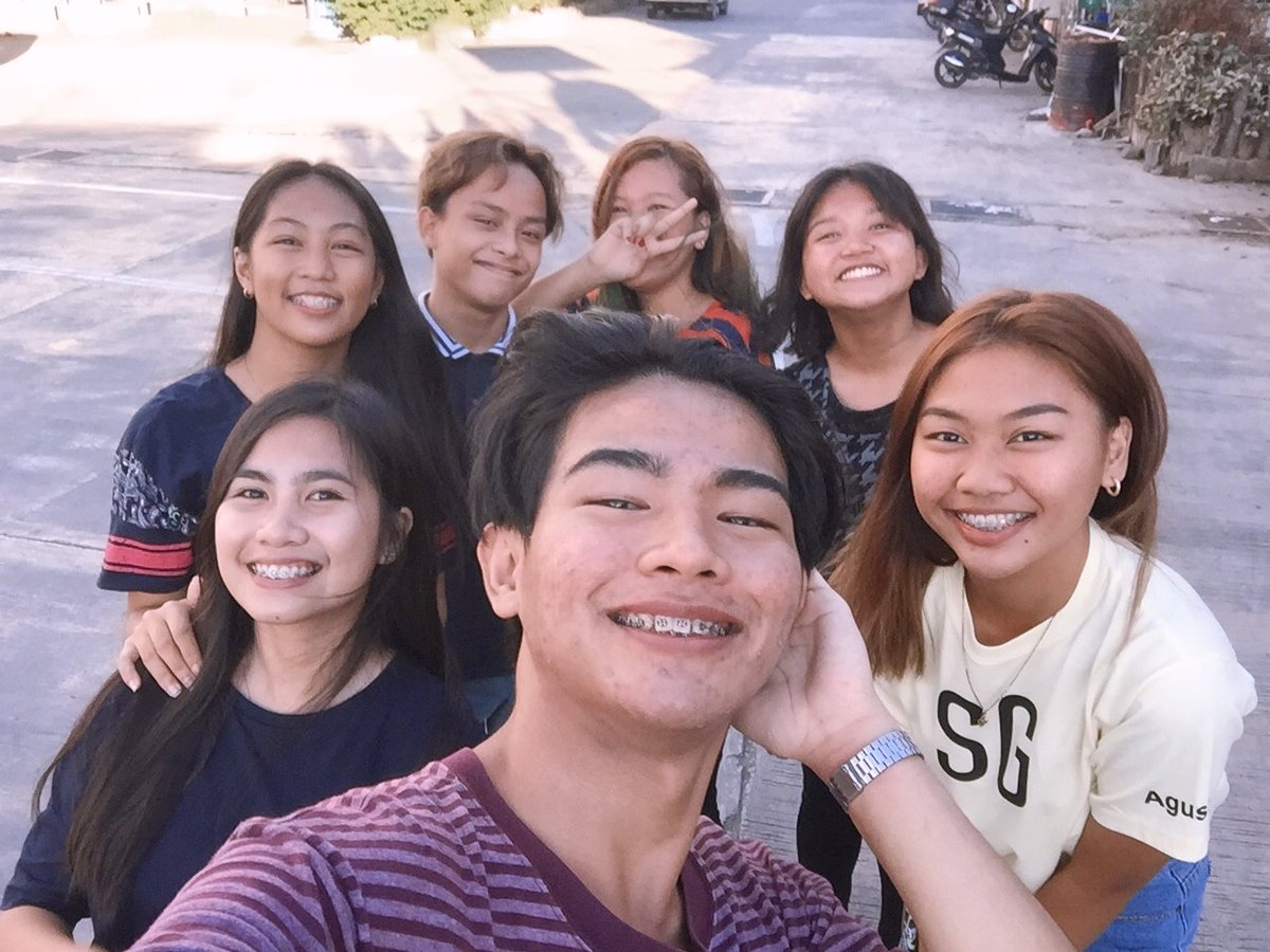 +++ yaaayy say hi to them sila mga EVENT BUDDIES KO kung wala sila diko ma fefeel ang cs event and etc.  @Lykapipots  @serenejiminie  @ynfairie  @LOVECH4N  @eRmie_2992  @gorVeous  @eu4horia  @breadsunilala +++