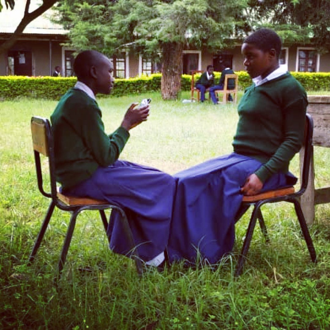 ONGEA_RADIO's tweet photo. TUPO KIDIGITALI!

Ili kufahamu mafunzo waliyoyapata vijana wanaoshiriki katika vikundi vya usikilizaji wa vipindi vya ONGEA, kiongozi wa vikundi huoji mshiriki mmoja mmoja kwa kumuuliza maswali ya kupima uelewa kwa kutumia application ya ODK inayopatikana katika simu janja. https://t.co/BBrYaCBLDm