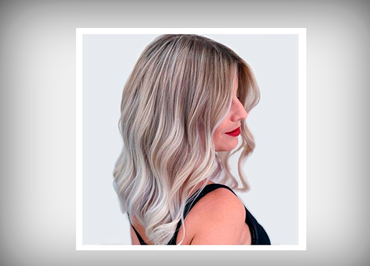 MounirSpain's tweet photo. #icebalayage con #mounirproductspain El Después y el Antes de @cbsandramartos #passospereira_ La prueba de que amas lo que haces, es el resultado del trabajo ❤️

https://t.co/mGbbYY0Dg1

#salonmounir #mounir
#peluqueriasespaña
#peluqueriasmalaga
#coloristasprofesionales https://t.co/S4pe5CHVH3