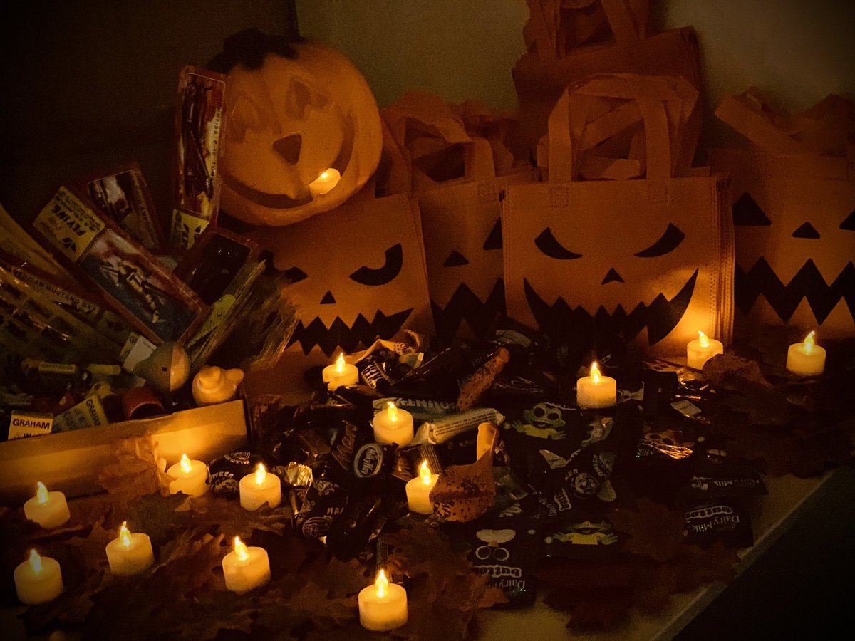 EvoCCShadsworth's tweet photo. The children here won’t be missing out this Halloween. COVID or not, we will be having safe spooky fun plus a bumper goody bag with toys &amp; sweet treats! 
👻 🎃 👻 🧙‍♀️ 💀🧟‍♀️🧛🏻🦹🏻🦉🕸🕷#halloween #earlyyears @BlackburnLife @blackburn_local @EvoCCFranchise https://t.co/roPh5wqIgc