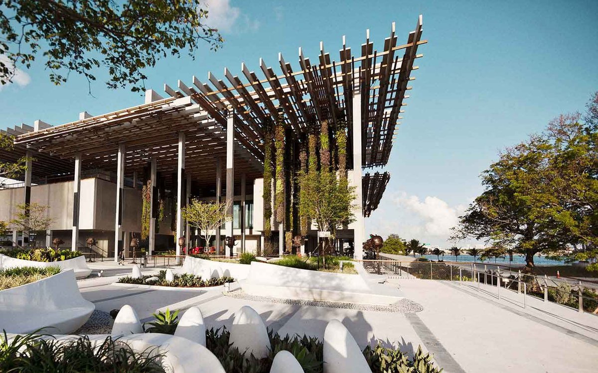 GrupoMRE's tweet photo. Explore the galleries and exhibitions of Pérez Art Museum Miami from the comfort of your couch. Despite being temporarily closed for onsite visits, @pamm continues to offer arts and culture via its recently launched Digital Museum platform. https://t.co/WkARKBfIZ3