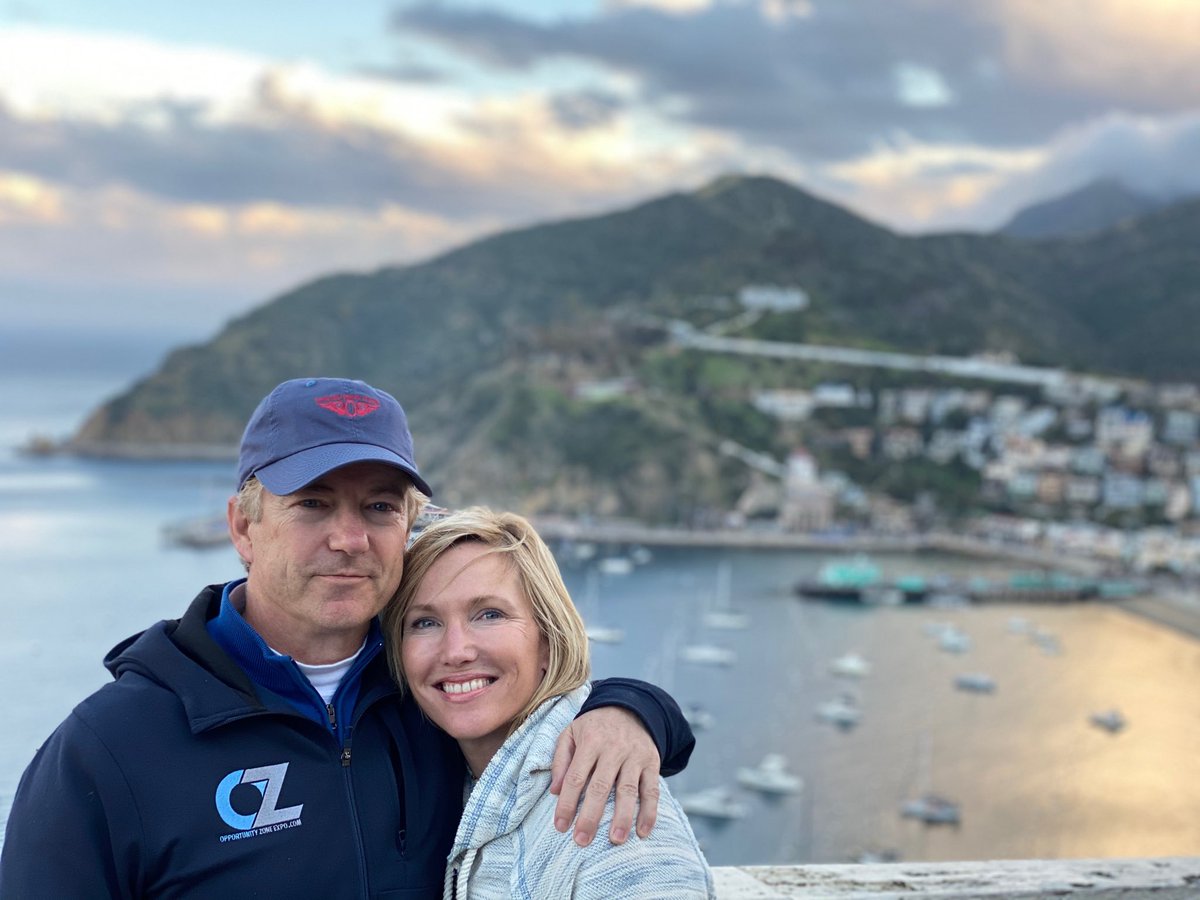 Happy 30th anniversary to the love of my life, @KelleyAshbyPaul https://t.co/4NDpshuOpR