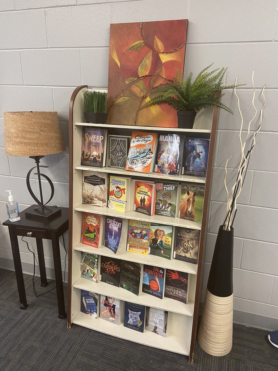 Thankful for an amazing library tech who helps me keep my students reading when the libraries are closed.  #pssdthankful