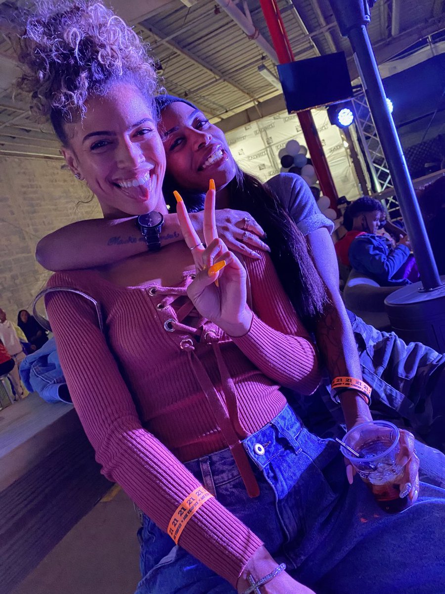 In my case, blood is thicker than water. Rae Rae (28) x ToiWeezaay (38) 
#sisters #familyfirst #love 🥰💗💜
📸 photo credit <a href="/ClarkAirLines/">ClarkAirlines</a>