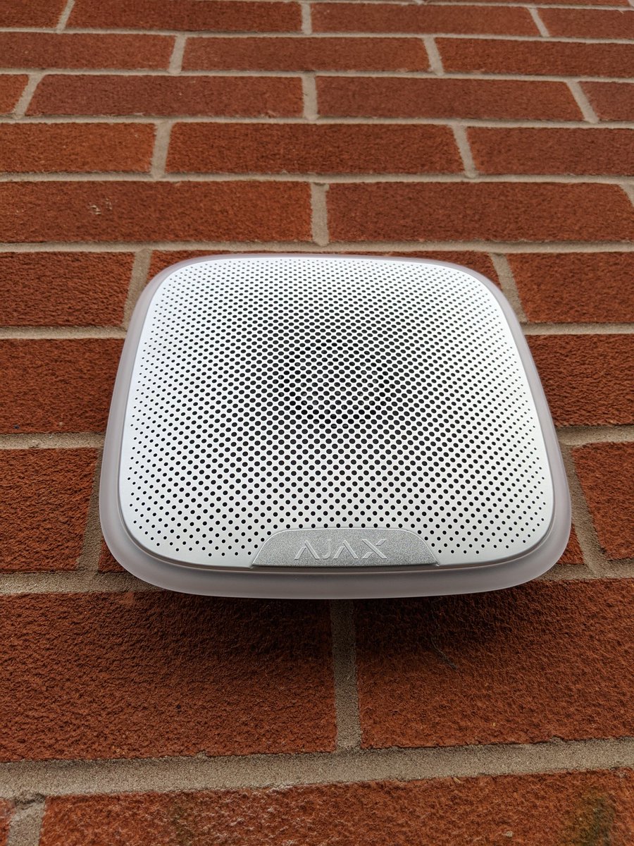 GadgetMyPad's tweet image. Todays Installation of @ajax_systems @ajaxalarms #wirelessalarmsystem #appcontrolled #pushnotifications supplied by @mastdigitaluk #westmidlands #worcestershire #cctv #homeautomation #ubiquiti #Wireless