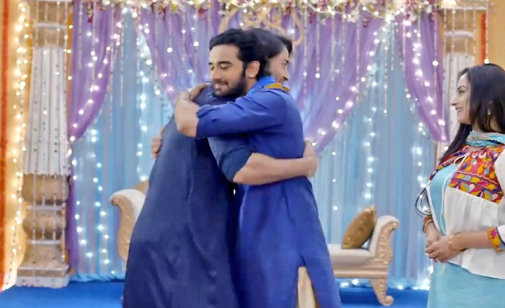 If there was ever a crossover of Baldev and Dev it would look like this 🤭😂
#VishalVashishtha #ShaheerShekih #Veera #Krpkab #Jkj
@v_vishal13 @Shaheer_S @MamtaYPatnaik https://t.co/SGQ5y08DY2