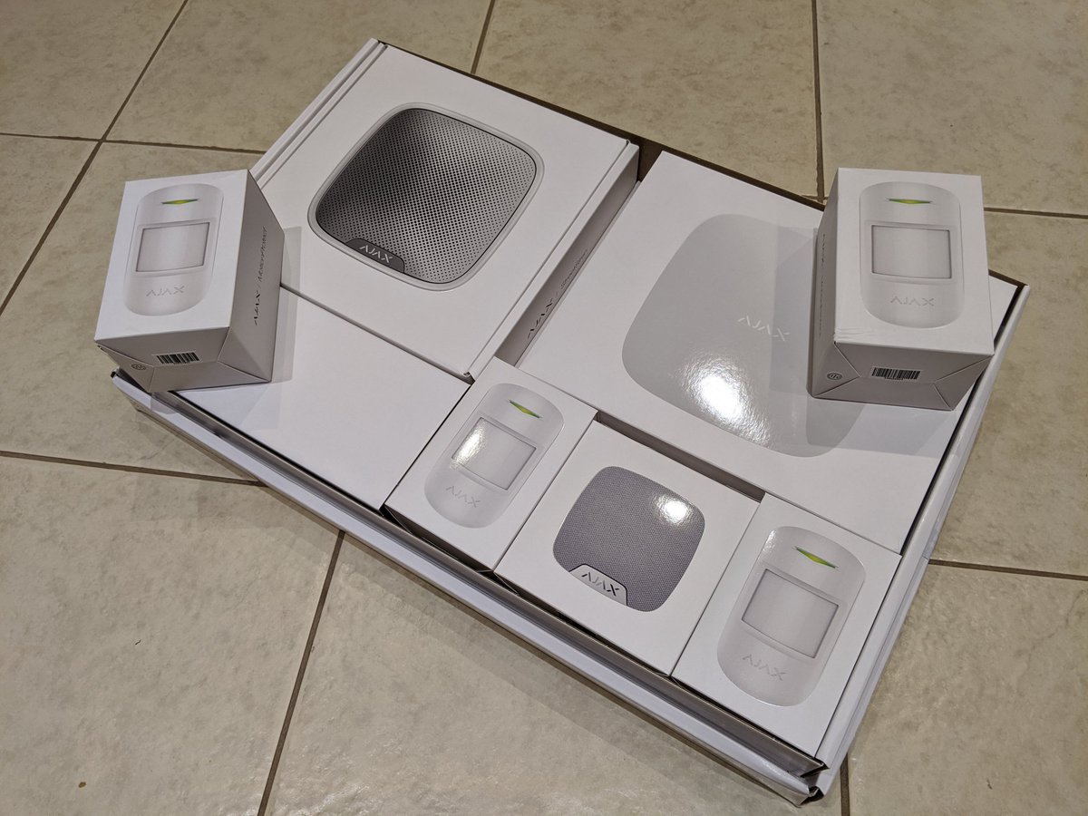 GadgetMyPad's tweet image. Todays Installation of @ajax_systems @ajaxalarms #wirelessalarmsystem #appcontrolled #pushnotifications supplied by @mastdigitaluk #westmidlands #worcestershire #cctv #homeautomation #ubiquiti #Wireless