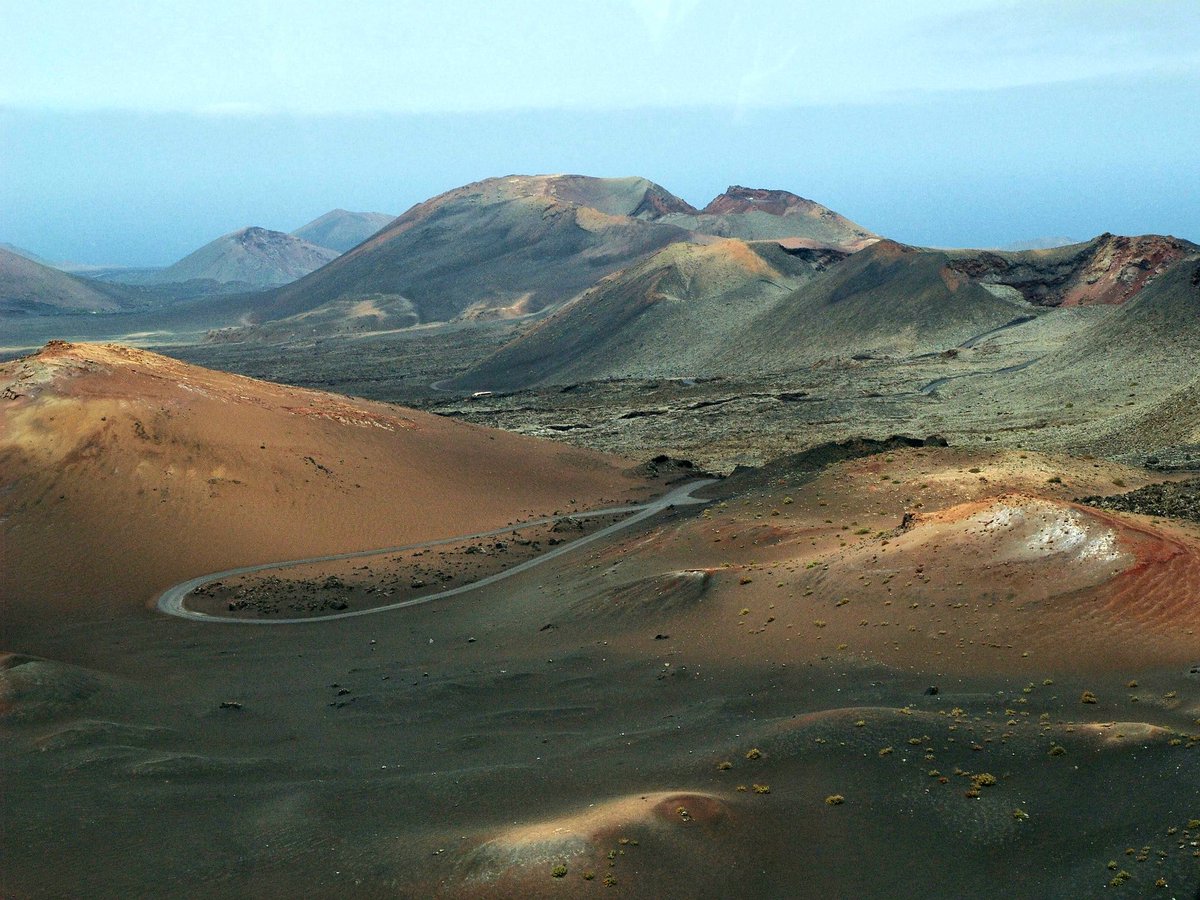 PhotographyBJA_'s tweet photo. Timanfaya National Park, Lanzarote. #volcanic #livevolcano #rugged #landscapes #landscapephotography #canaries 🏞️☀️⛰️ https://t.co/B1HAgQtkAl