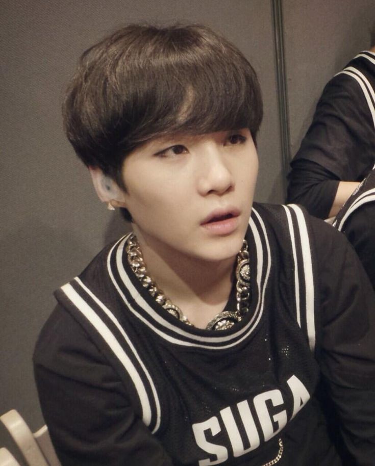 Yoongi 2013 a necessary thread;