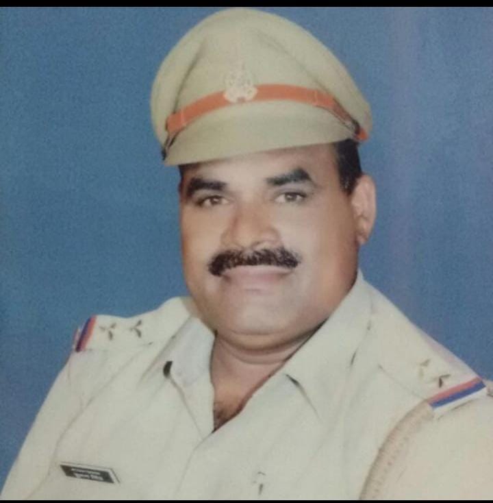 सहारनपुर एक और सब इंस्पेक्टर ने हारी कोरोना की जंग

चिलकाना थाने में तैनात हुकुम सिंह ने हारी कोरोना की जंग

शाम 4:00 बजे हुई मौत