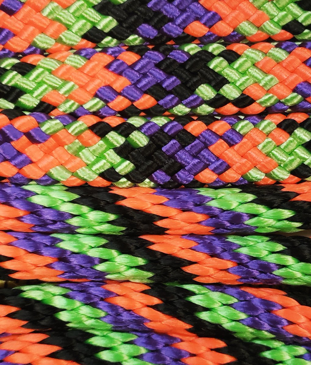 RT https://t.co/8eYi8h8h9w Don't forget about our limited edition Hobgoblin! It's perfect for Halloween! #Halloween #Halloween2020 #lonewolfpets #dogleashes #wholesale #handmade #madeintexas β¦ https://t.co/KUrJTzb2vx