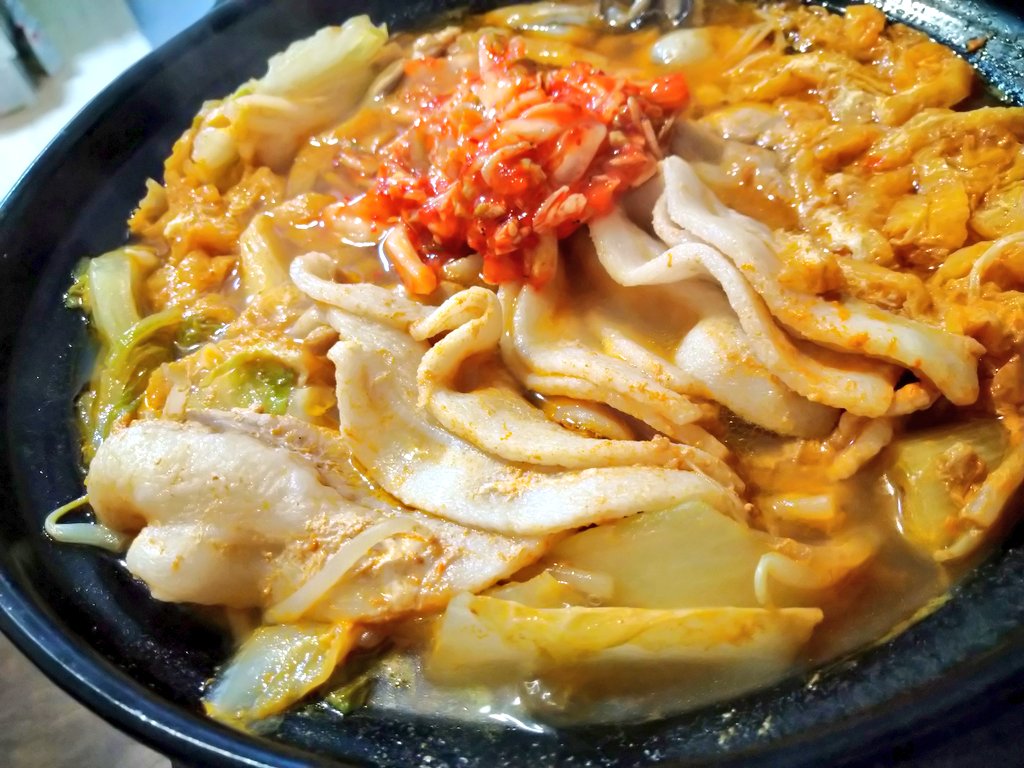 まんぷく En Twitter 今日は キムチ鍋 市販のキムチ鍋に味噌とにんにくおろしをちょい足しすると コクアップしてうまい 更に 牡蠣 を入れると 牡蠣の旨味が広がるー うまぁぁぁぁい キムチ鍋 牡蠣 煮ると小さくなるの悲しい ハイボール まんぷく En Twitter 今日は キムチ鍋 市販のキムチ鍋に味噌とにんにくおろしをちょい足しすると コクアップしてうまい 更に 牡蠣 を入れると 牡蠣の旨味が広がるー うまぁぁぁぁい キムチ鍋 牡蠣 煮ると小さくなるの悲しい ハイボール