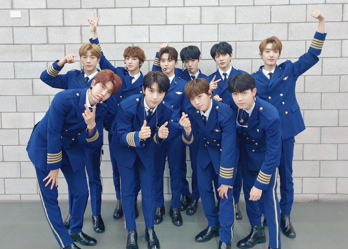 GoldenChild tweet picture