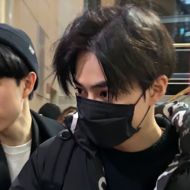 수호룩봇 tweet media