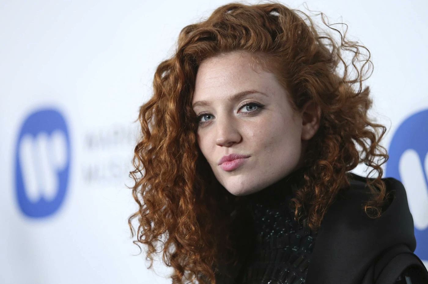  Wishing a Happy Birthday to Jess Glynne!   